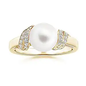 14K Ring With Cultured Pearl And Diamonds